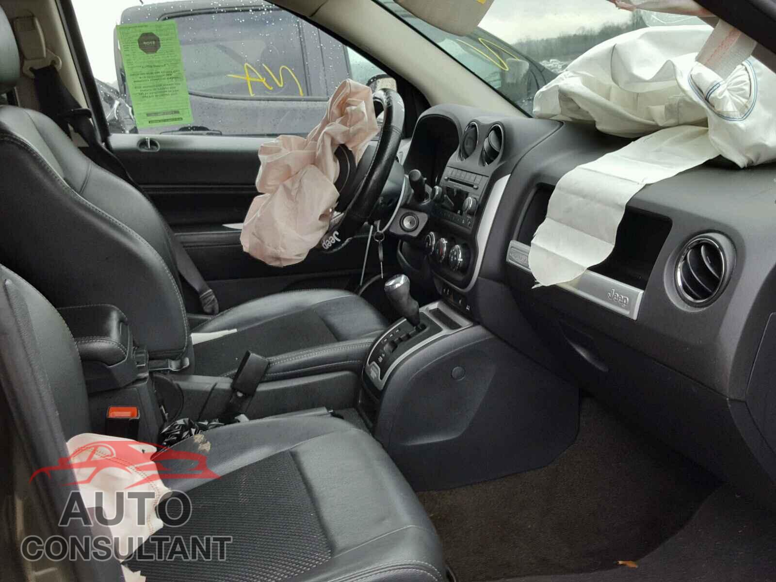 JEEP COMPASS LA 2015 - 1C4NJDEB3FD169774