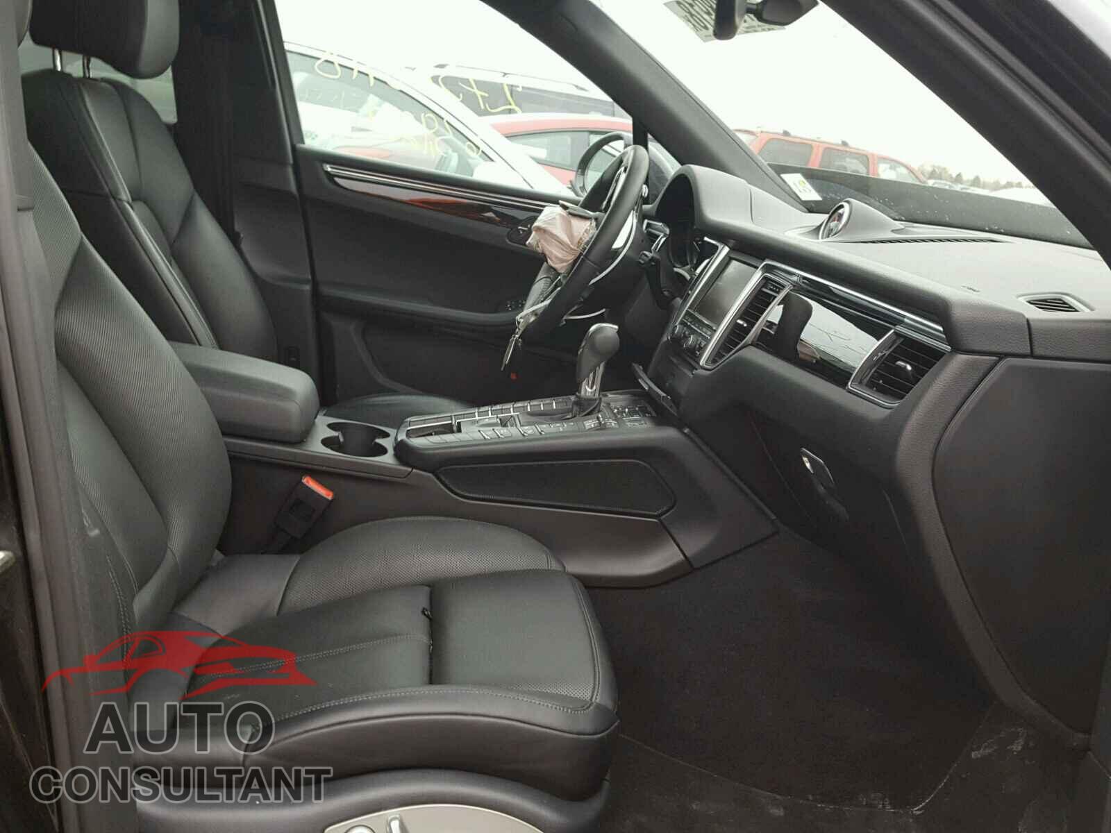 PORSCHE MACAN 2015 - WP1AB2A55FLB41379