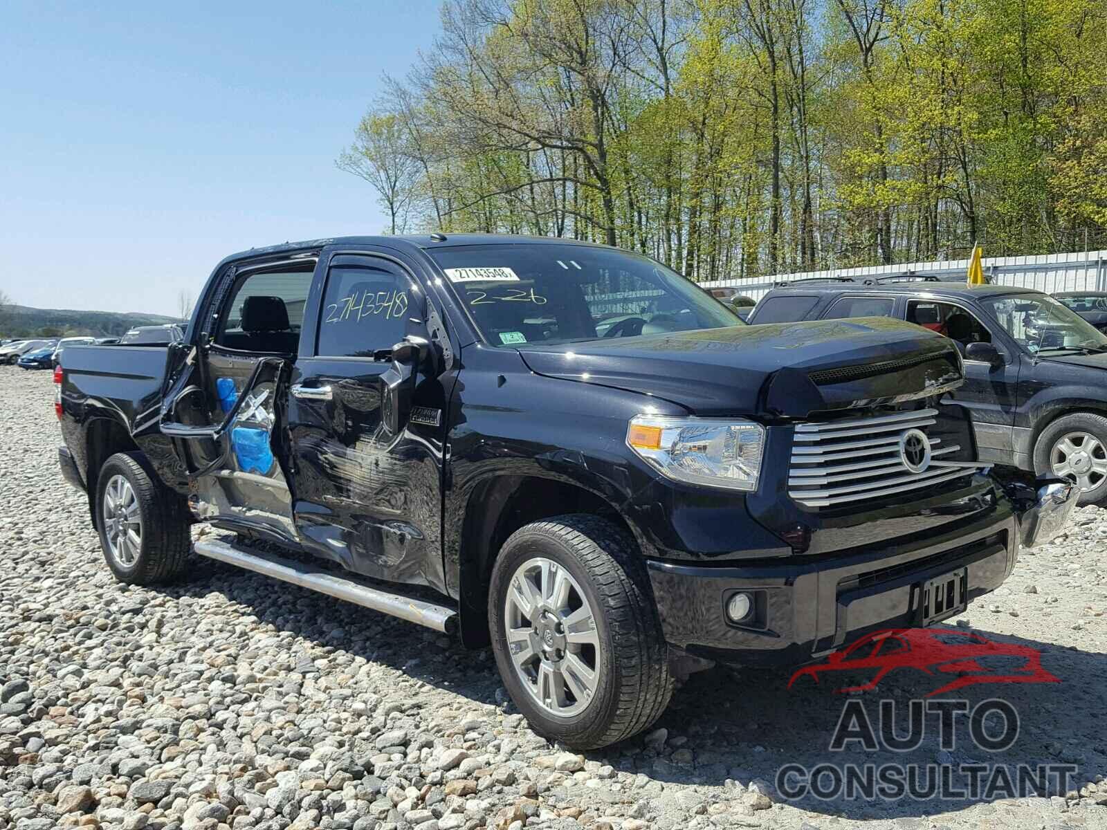 TOYOTA TUNDRA 2017 - 5TFAY5F16HX609185