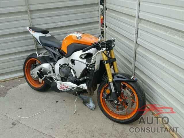 HONDA CBR CYCLE 2015 - JH2SC5945FK700295