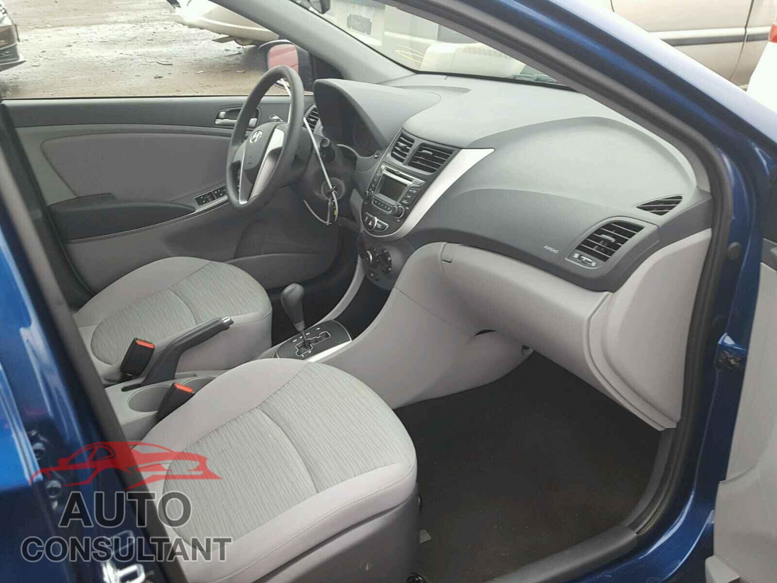 HYUNDAI ACCENT 2017 - KMHCT4AE4HU324073