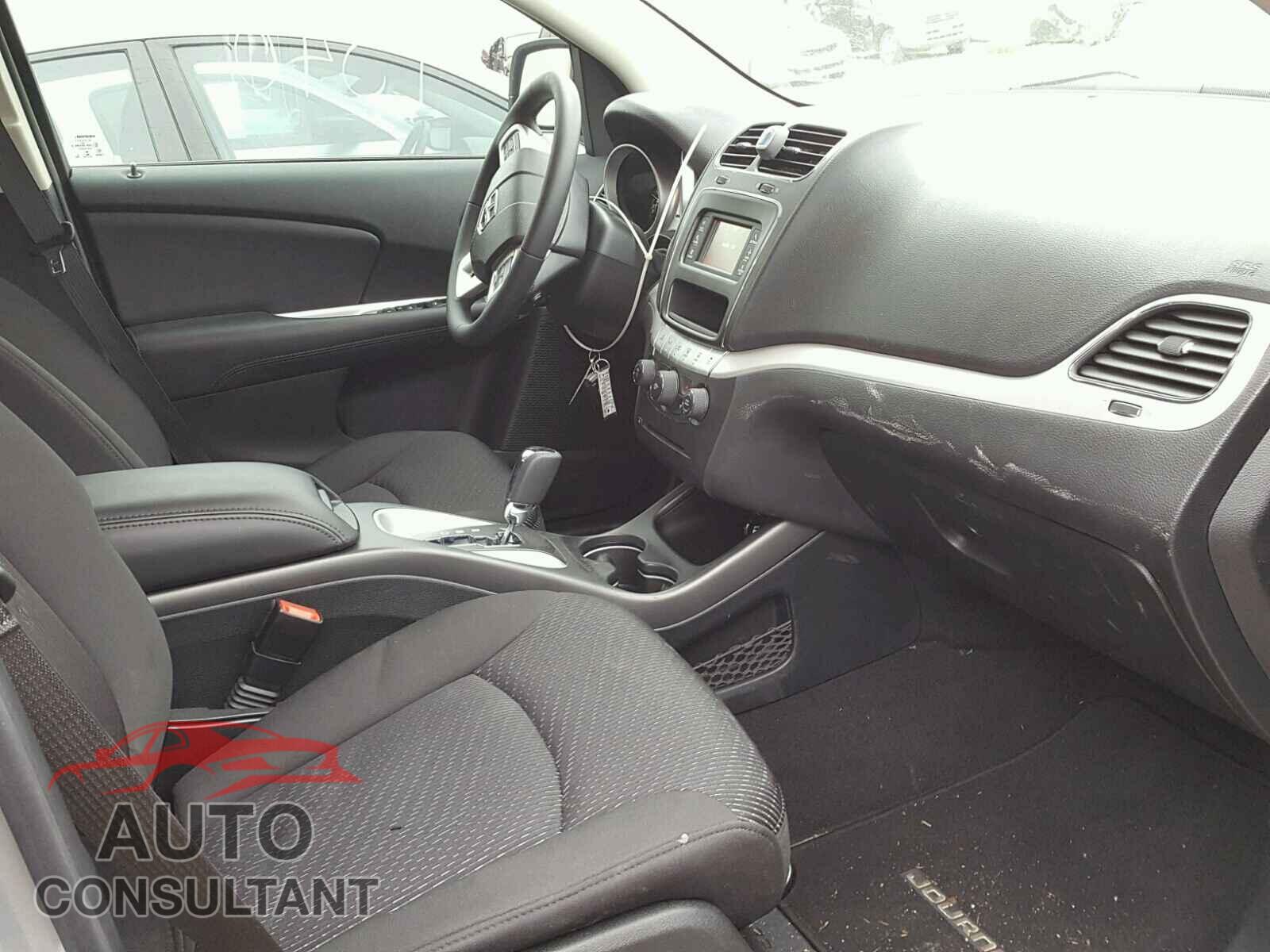 DODGE JOURNEY 2017 - 3C4PDCBB8HT685236