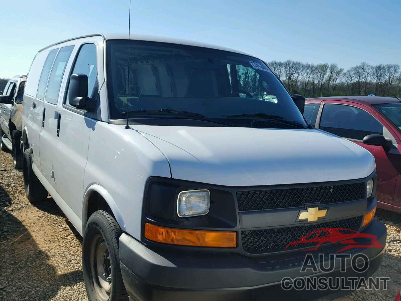 CHEVROLET EXPRESS 2017 - 1GCWGAFF4H1308138