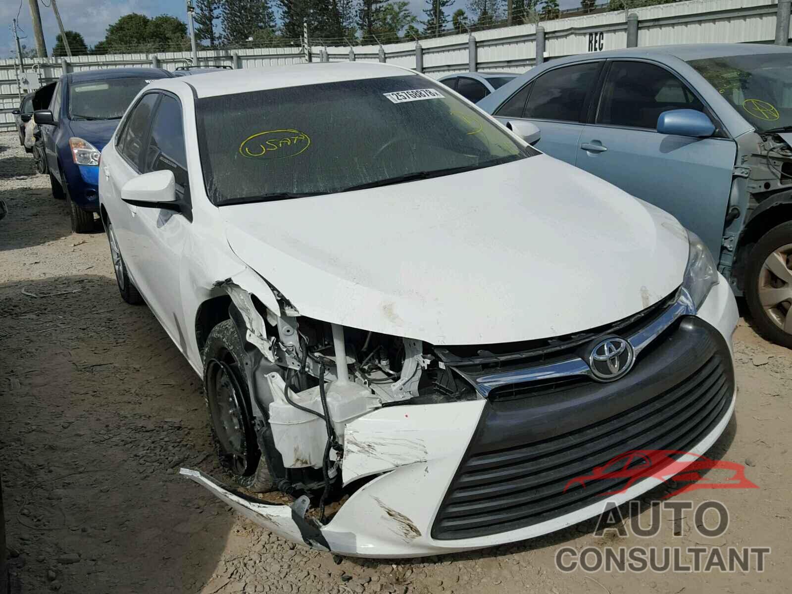 TOYOTA CAMRY 2015 - 4T4BF1FK0FR477312