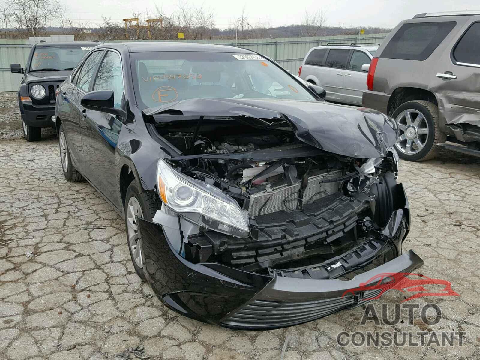 TOYOTA CAMRY 2016 - 4T4BF1FK0GR547053