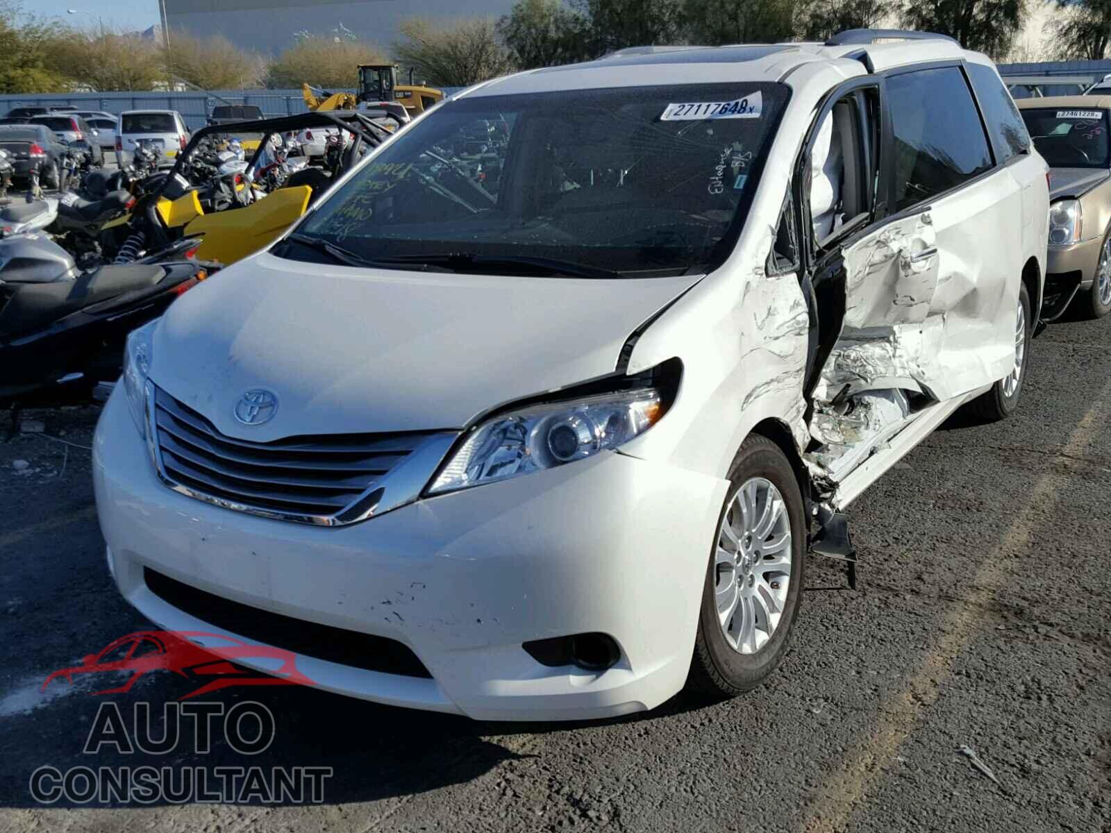TOYOTA SIENNA 2017 - 5TDYZ3DC3HS832942