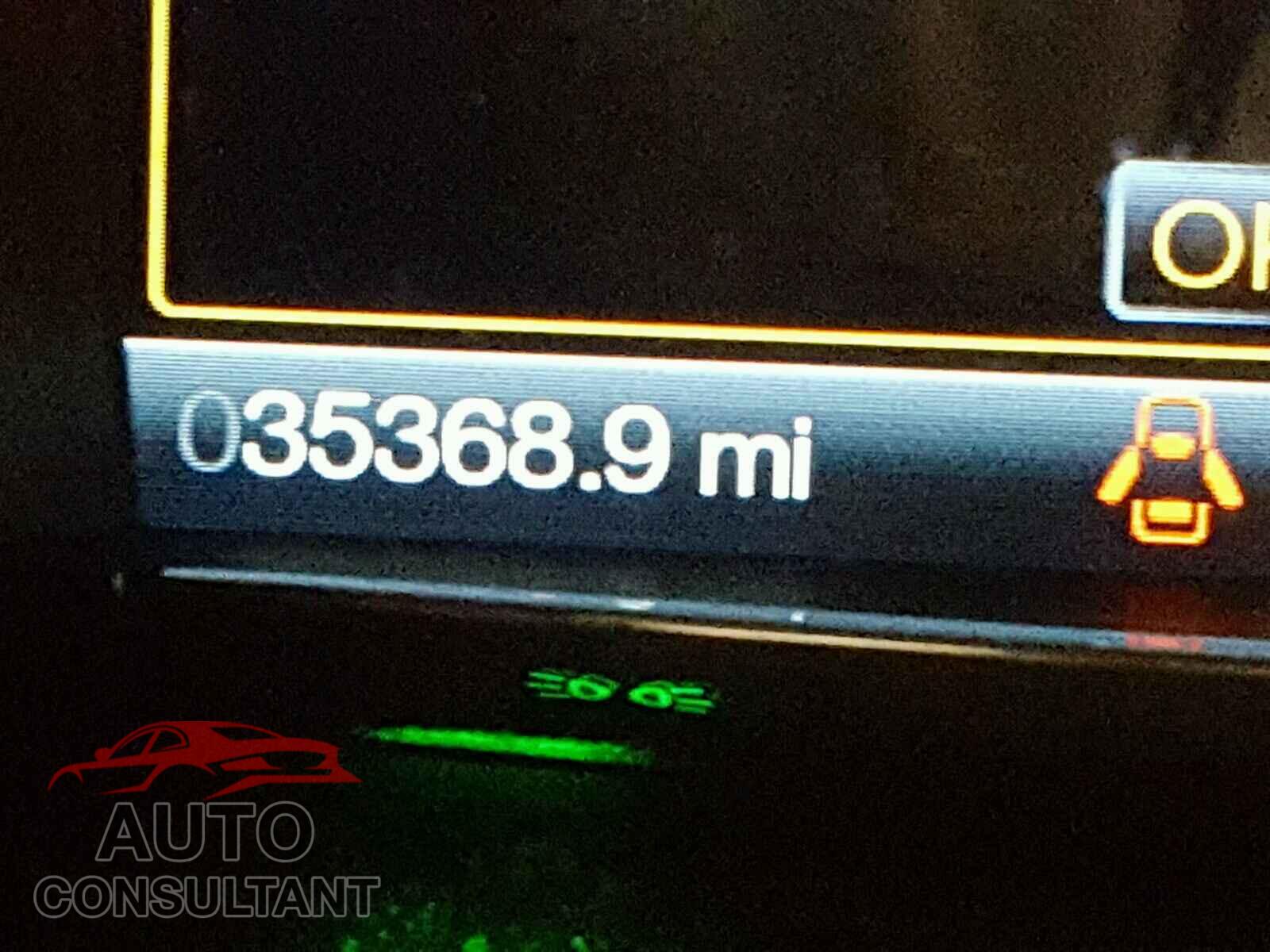 FORD TAURUS 2015 - 1FAHP2E85FG177870