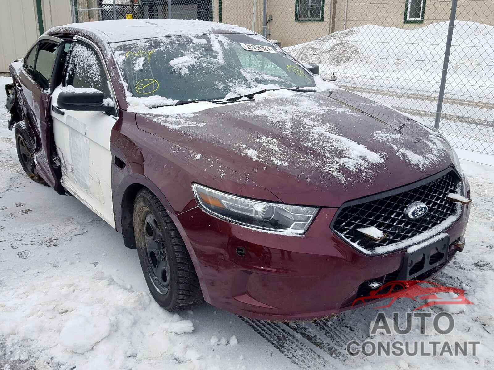 FORD TAURUS 2016 - 3HGGK5H86JM701416