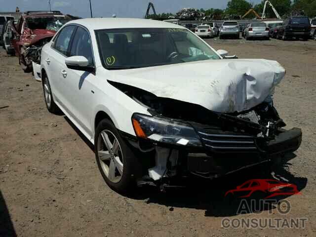 VOLKSWAGEN PASSAT 2015 - 1VWAT7A31FC114283