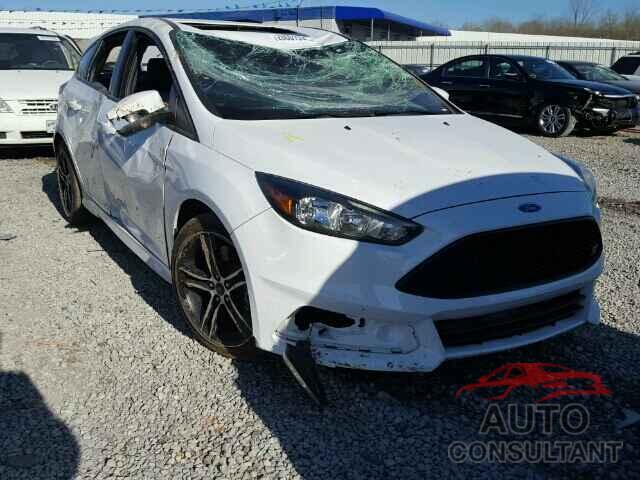 FORD FOCUS 2015 - 1FADP3L93FL279496