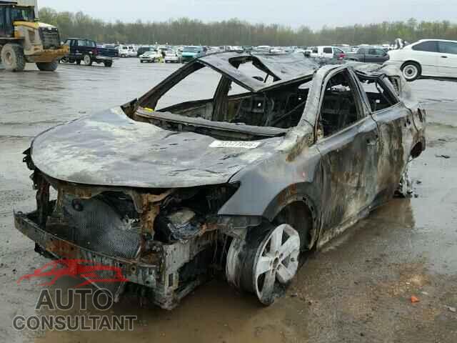 TOYOTA RAV4 2015 - 2T3RFREV7FW258292