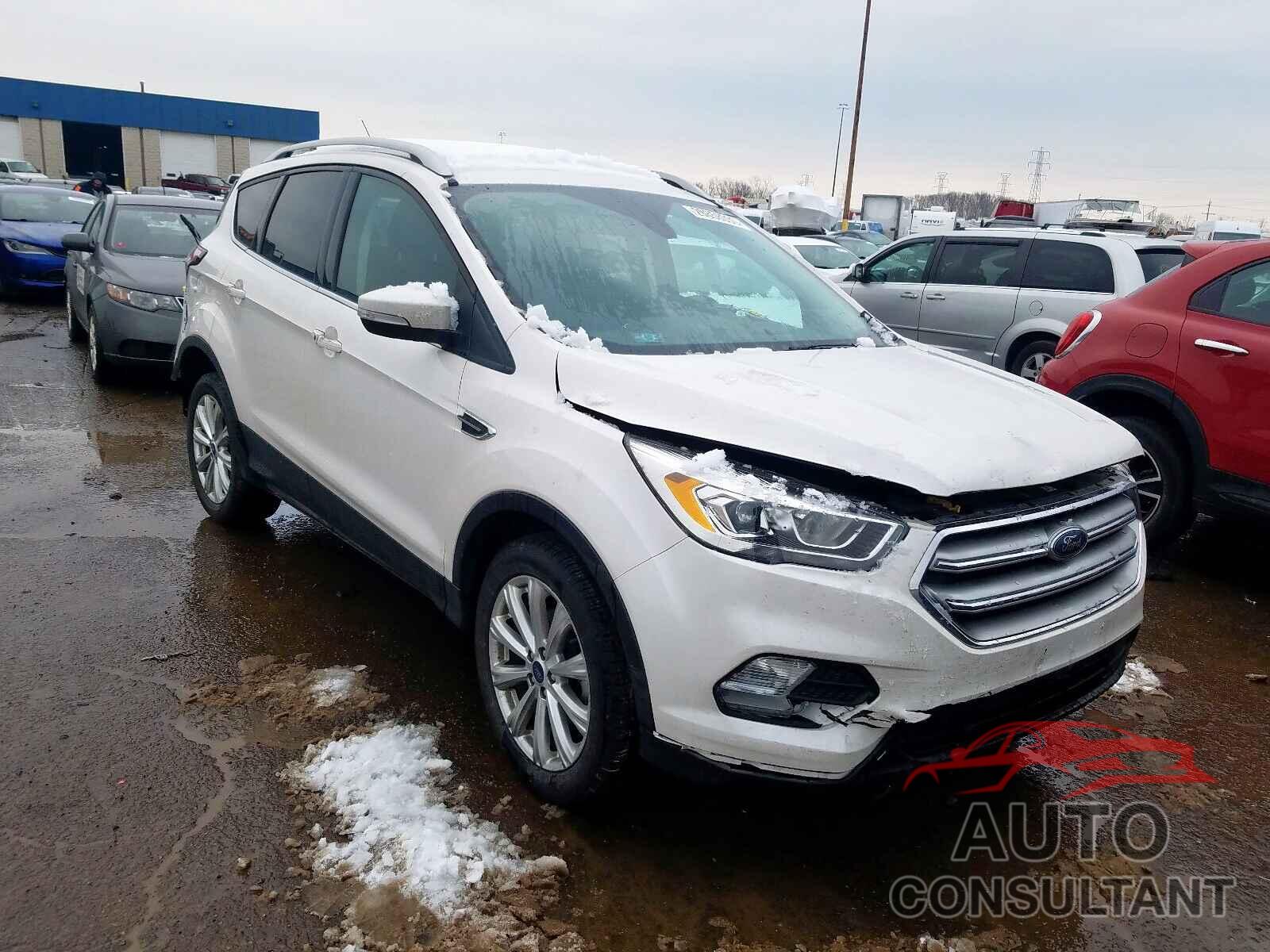 FORD ESCAPE 2017 - 3KPFK4A76HE026578