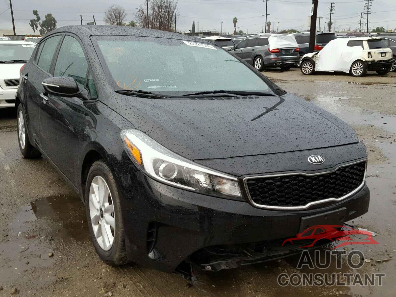 KIA FORTE 2017 - KNAFK5A85H5686375