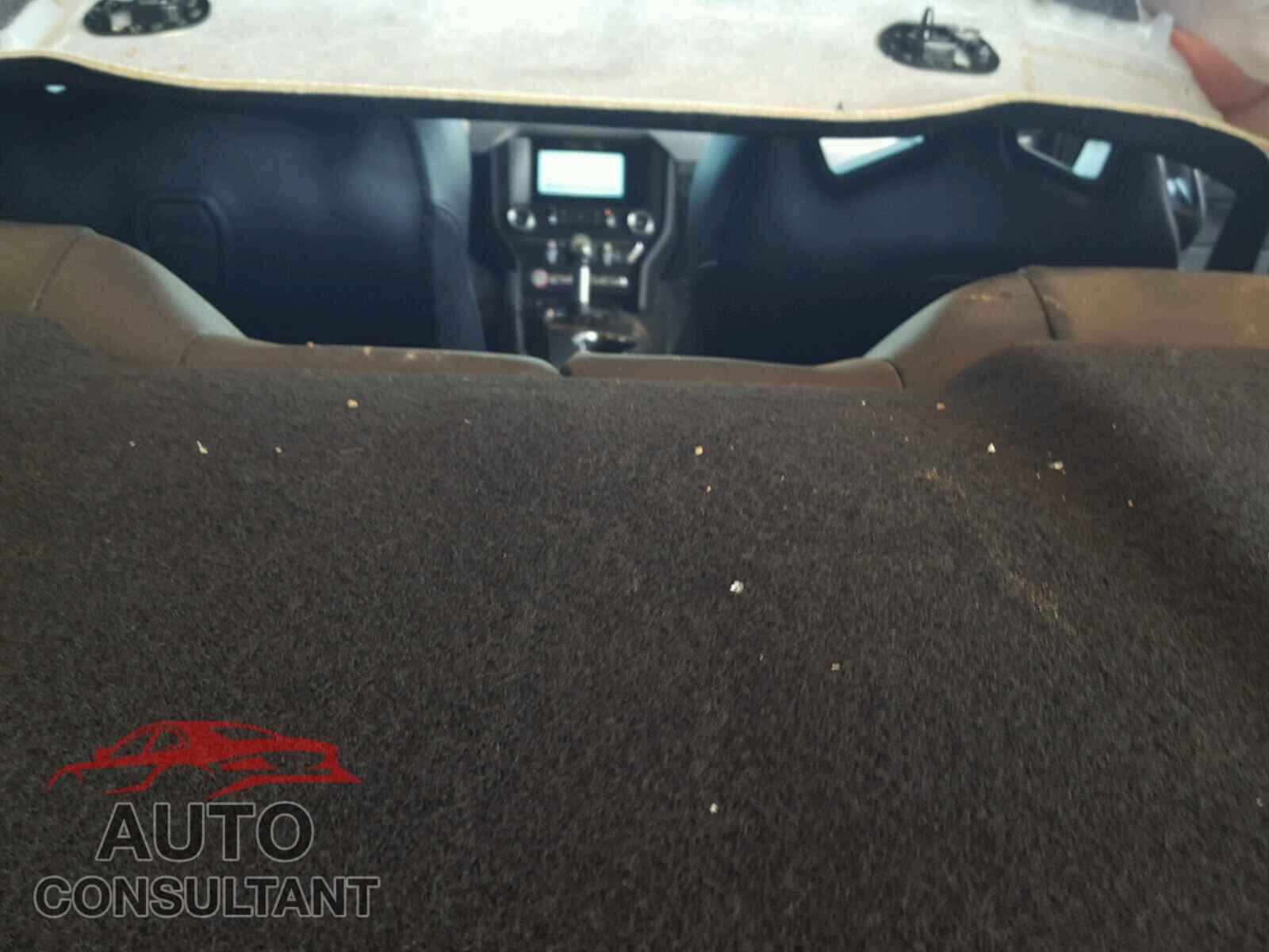FORD MUSTANG 2017 - 1FA6P8CF1H5230106
