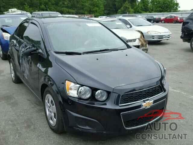 CHEVROLET SONIC 2015 - 1G1JA5SH9F4149955