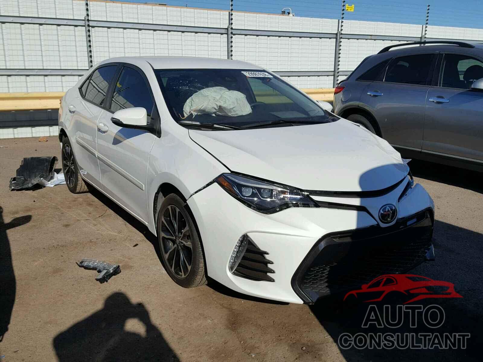 TOYOTA COROLLA 2018 - 5YFBURHE1JP762939