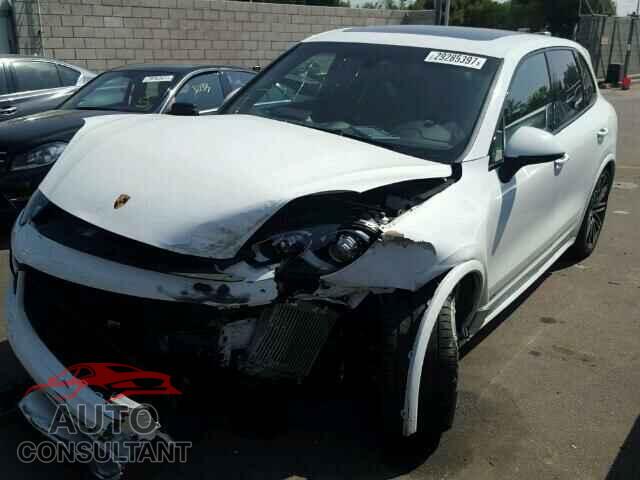 PORSCHE CAYENNE 2016 - WP1AD2A28GLA72608