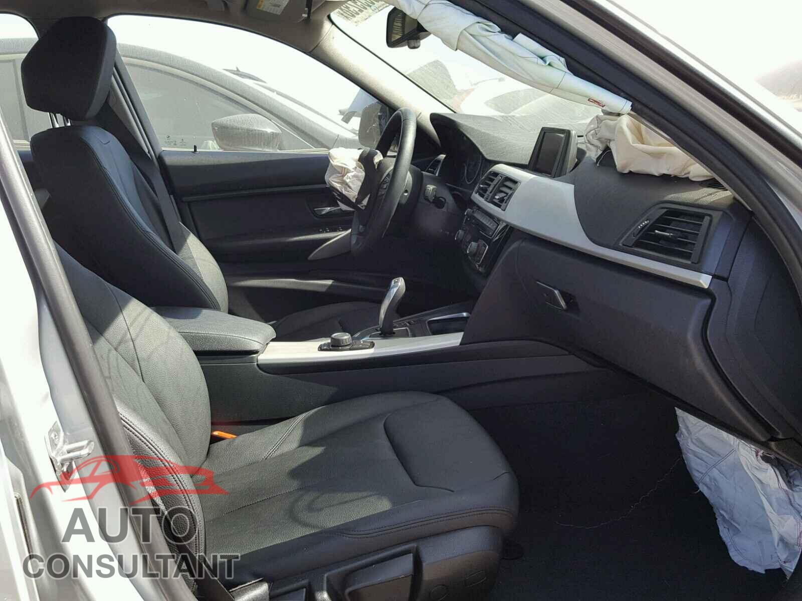 BMW 3 SERIES 2016 - WBA8E1G56GNU10968