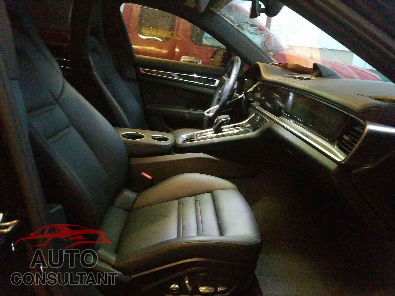 PORSCHE PANAMERA 2017 - WP0AB2A78HL121049