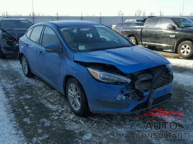 FORD FOCUS 2015 - 1FADP3F22FL371374