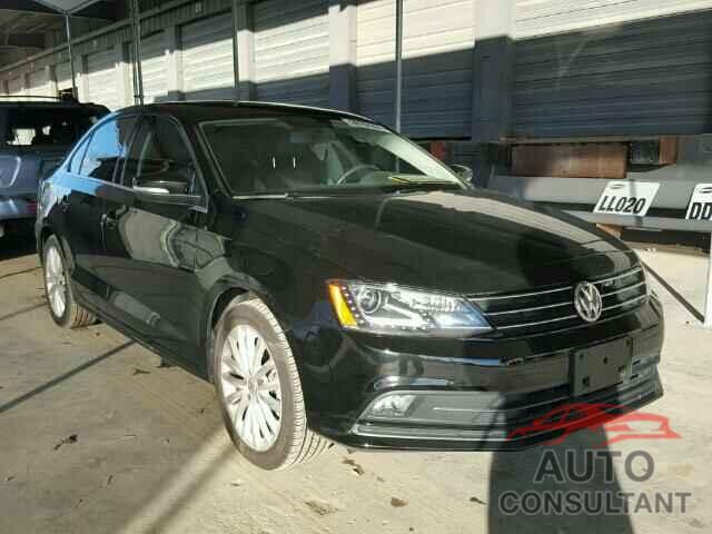 VOLKSWAGEN JETTA 2015 - 3VWD17AJ5FM311523
