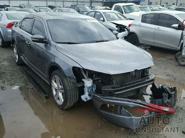 VOLKSWAGEN PASSAT 2015 - 1VWCM7A35FC023619