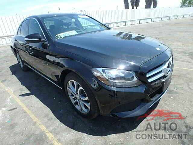 MERCEDES-BENZ C300 2015 - 55SWF4KBXFU017041