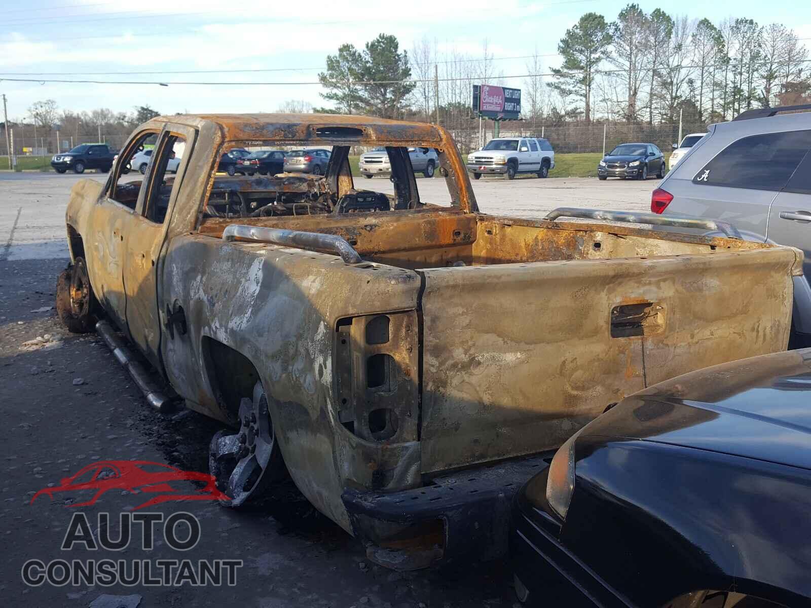 CHEVROLET SILVERADO 2018 - 1GCVKPEC4JZ273645