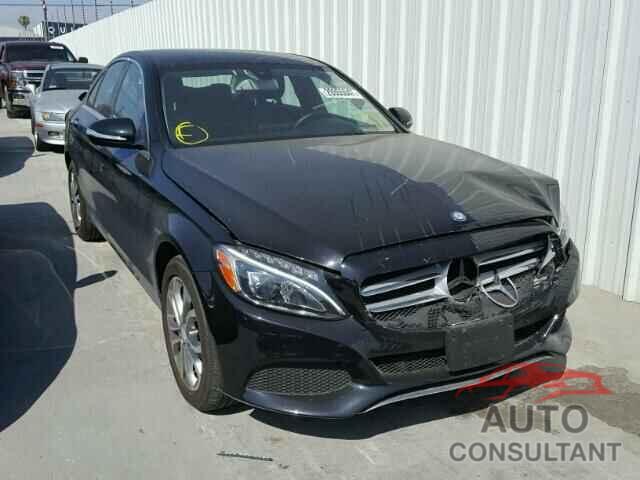 MERCEDES-BENZ C300 2015 - 55SWF4KBXFU004614