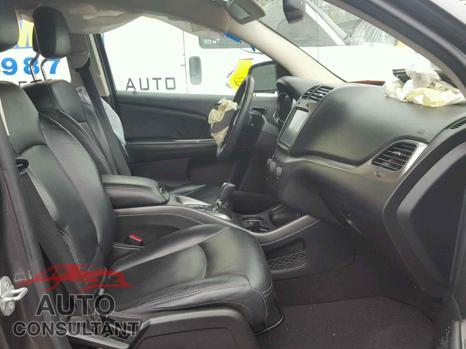 DODGE JOURNEY 2015 - 3C4PDCGG4FT679113