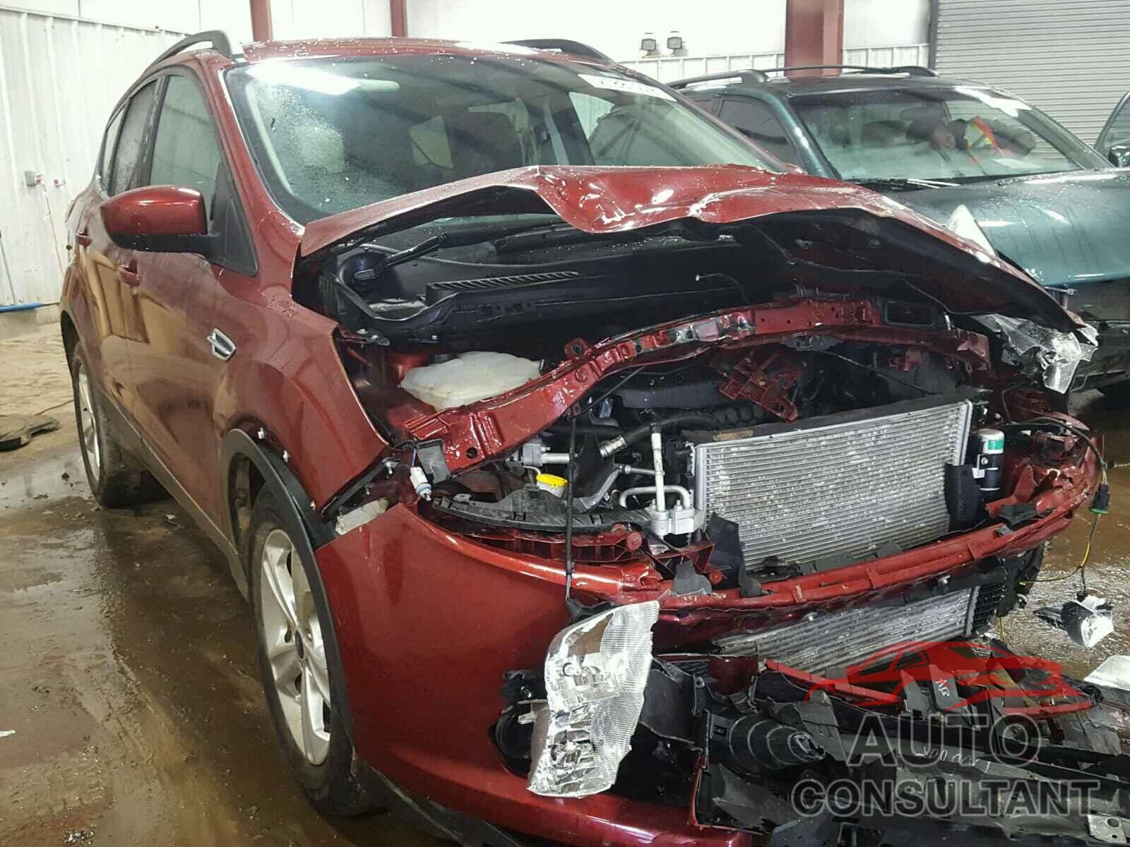 FORD ESCAPE 2015 - 1FMCU9G94FUA60483