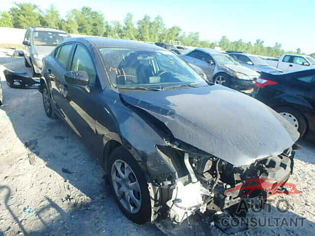 MAZDA 3 2015 - 3MZBM1U76FM144830