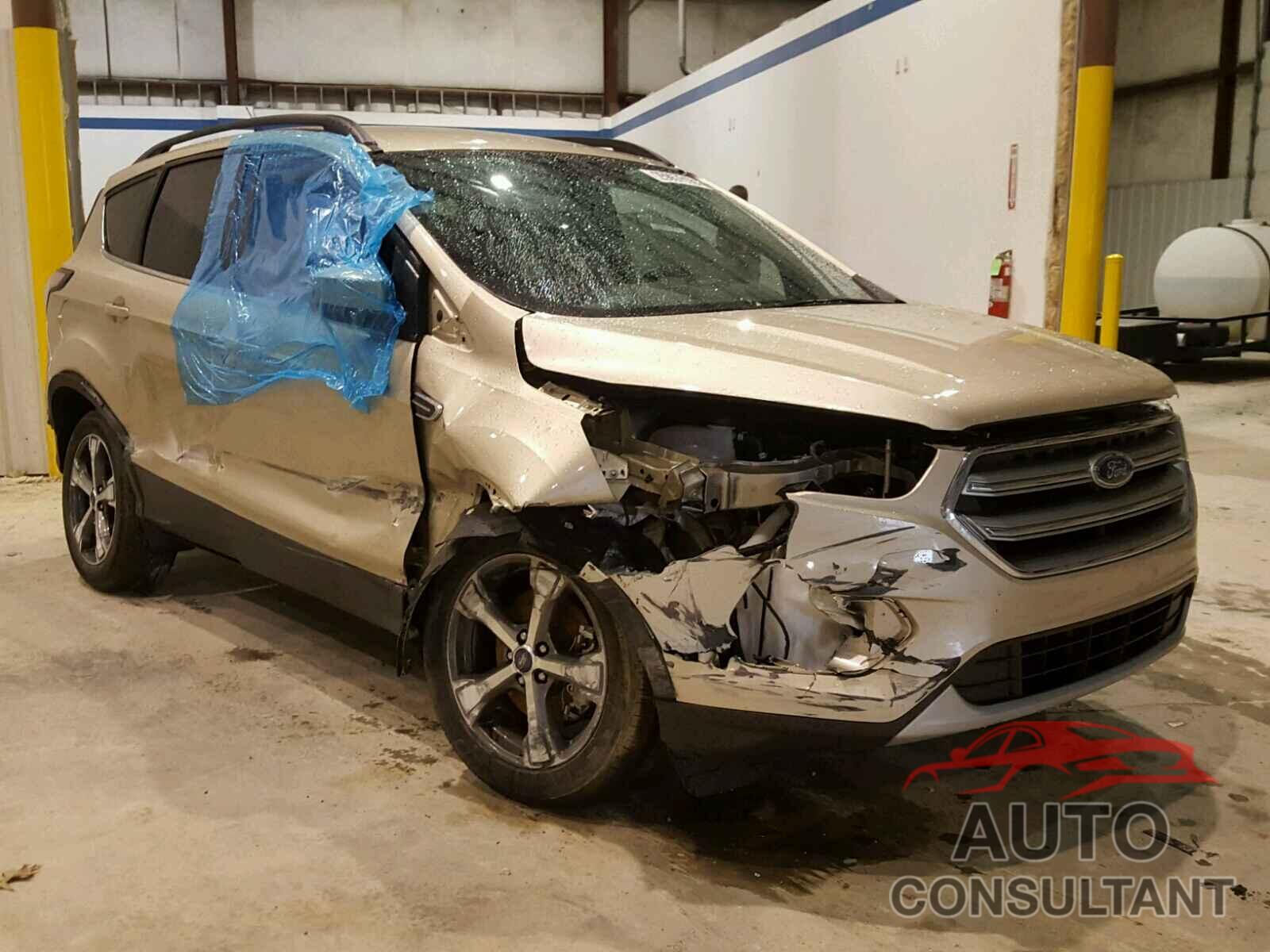 FORD ESCAPE 2017 - 1FMCU9GDXHUB51104