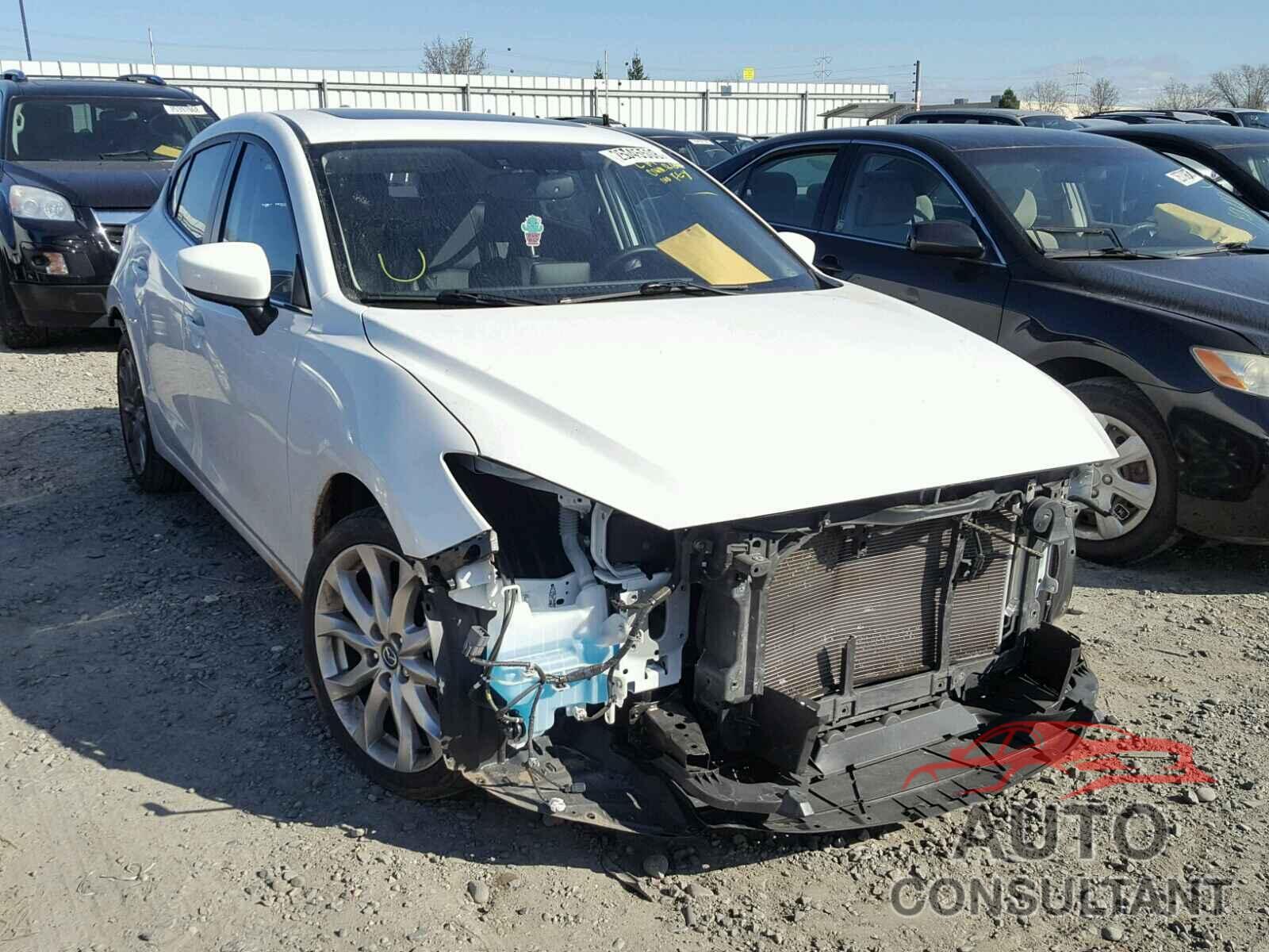 MAZDA 3 2015 - JM1BM1M35F1249971