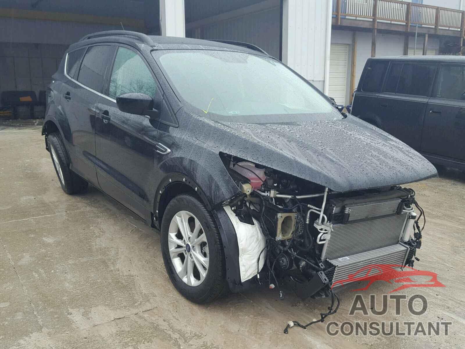 FORD ESCAPE 2017 - 1FMCU9G95HUD43543