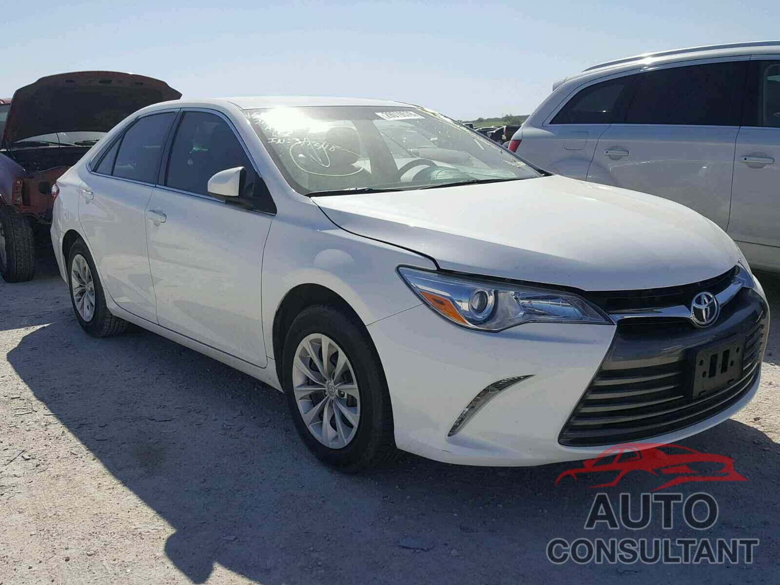 TOYOTA CAMRY 2016 - 4T4BF1FKXGR516974