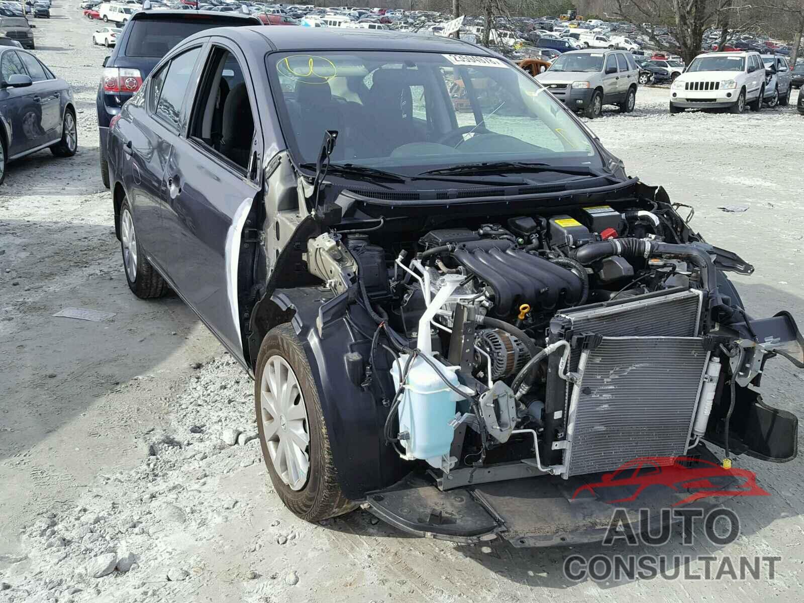 NISSAN VERSA 2015 - 3N1CN7AP1FL834571