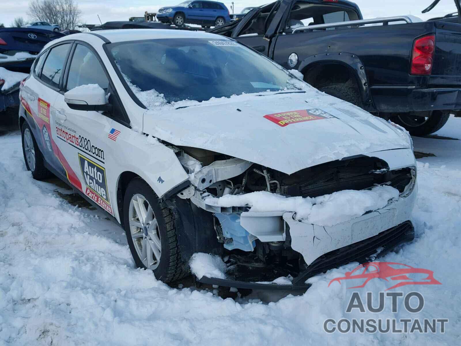 FORD FOCUS 2016 - 1FADP3K2XGL218023