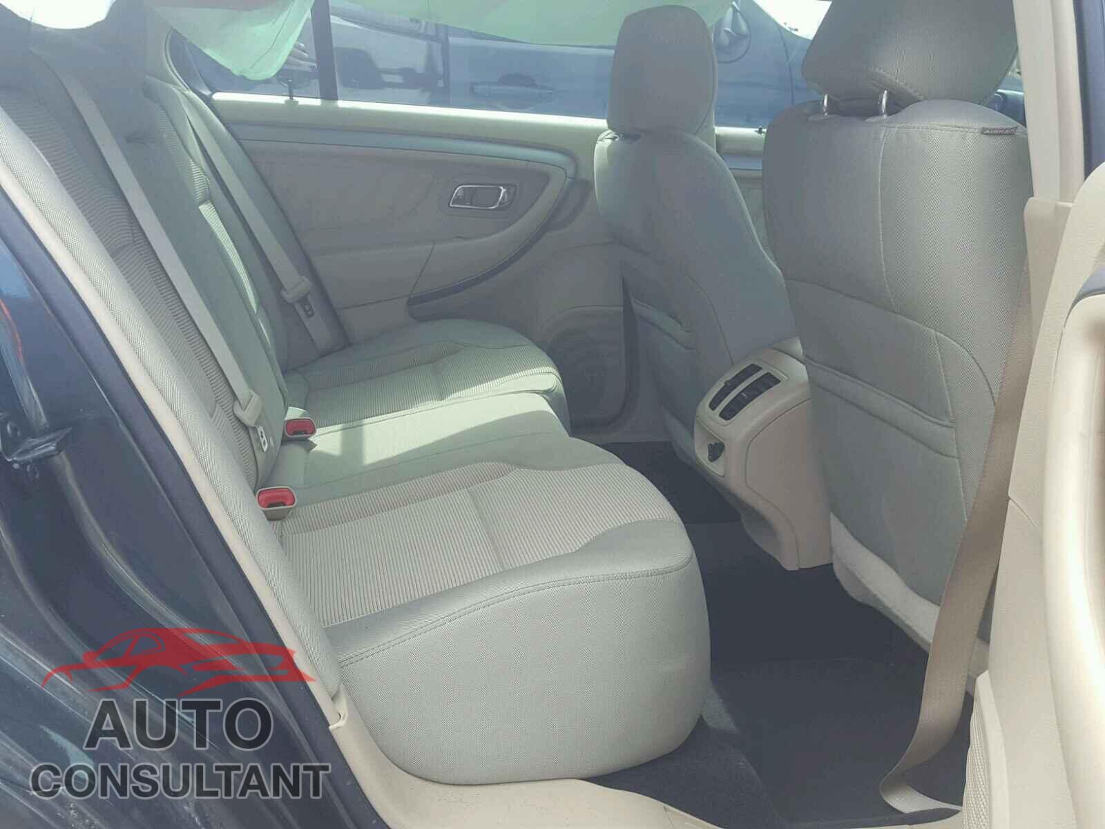 FORD TAURUS 2016 - 1FAHP2E85GG134065