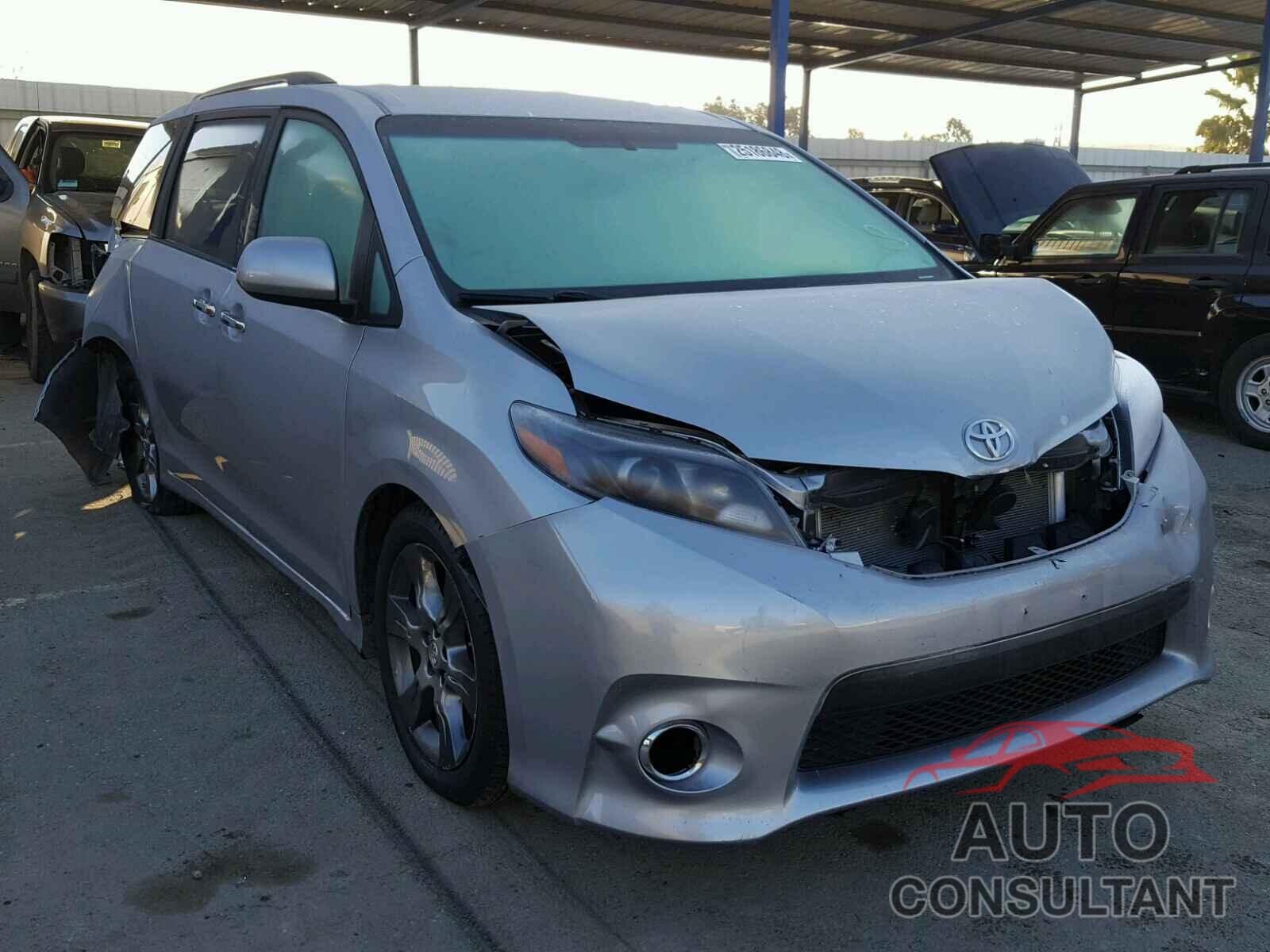 TOYOTA SIENNA 2015 - 5TDXK3DC7FS664008