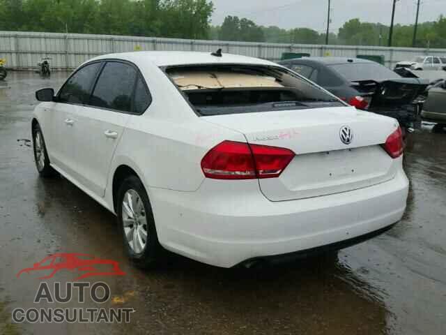 VOLKSWAGEN PASSAT 2015 - 1VWAT7A33FC040607
