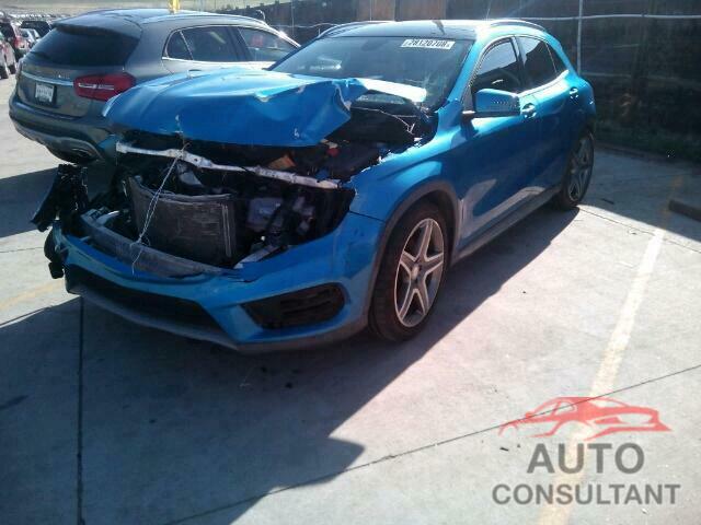MERCEDES-BENZ GLA250 2015 - WDCTG4GB9FJ061657