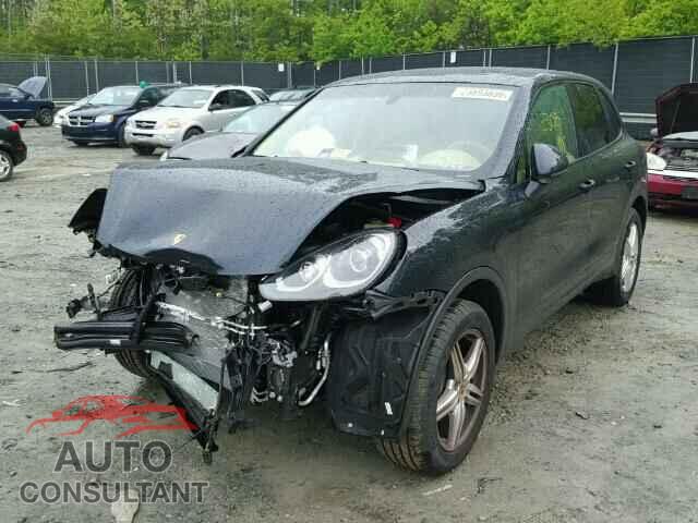 PORSCHE CAYENNE 2016 - WP1AA2A29GKA13243