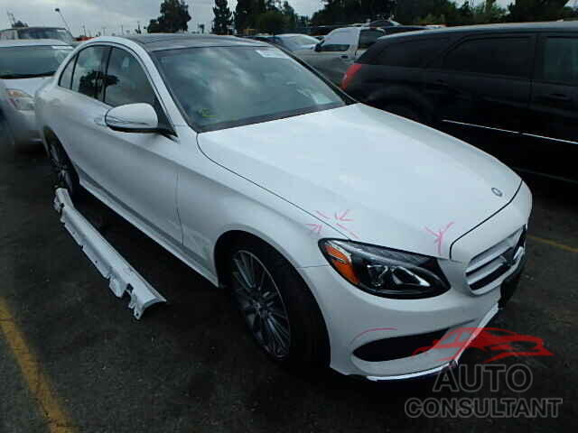 MERCEDES-BENZ C300 2015 - 55SWF4KB2FU034903