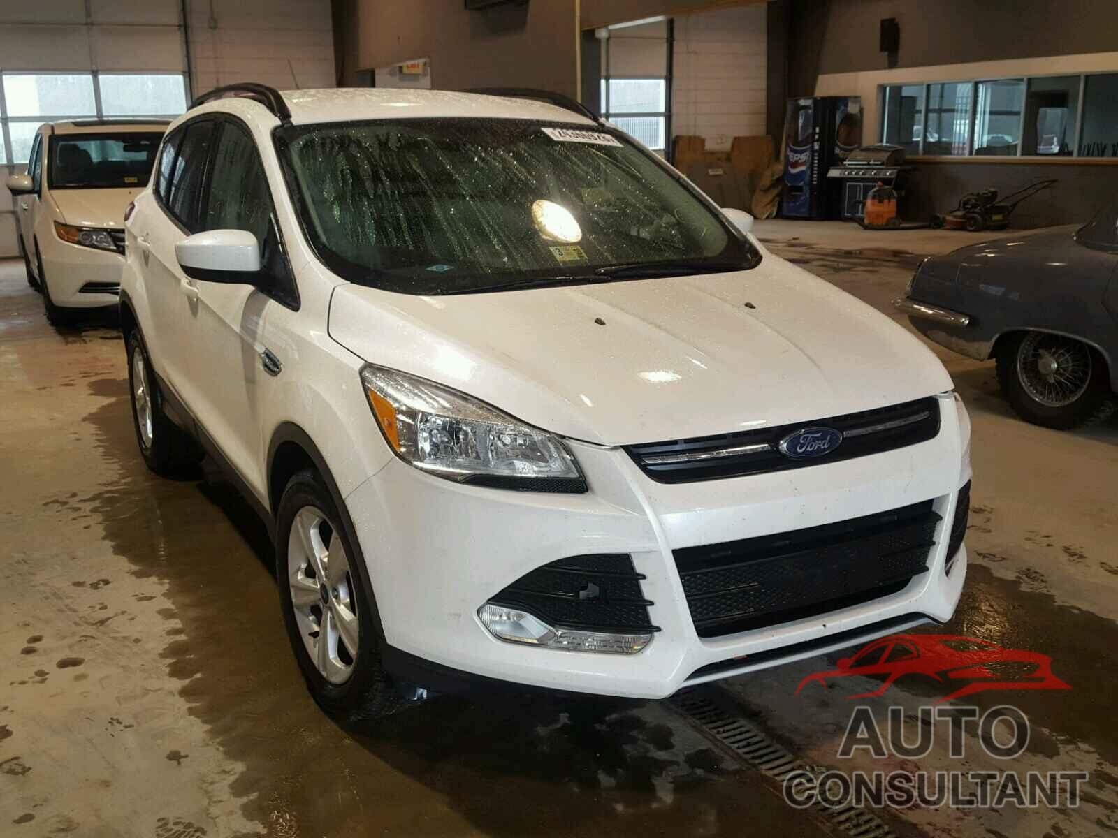 FORD ESCAPE 2016 - 1FMCU0GX5GUB30178