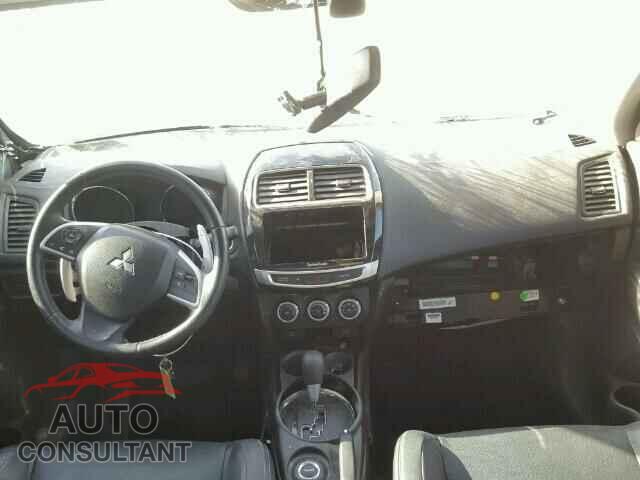 MITSUBISHI OUTLANDER 2015 - 4A4AR4AU6FE017232