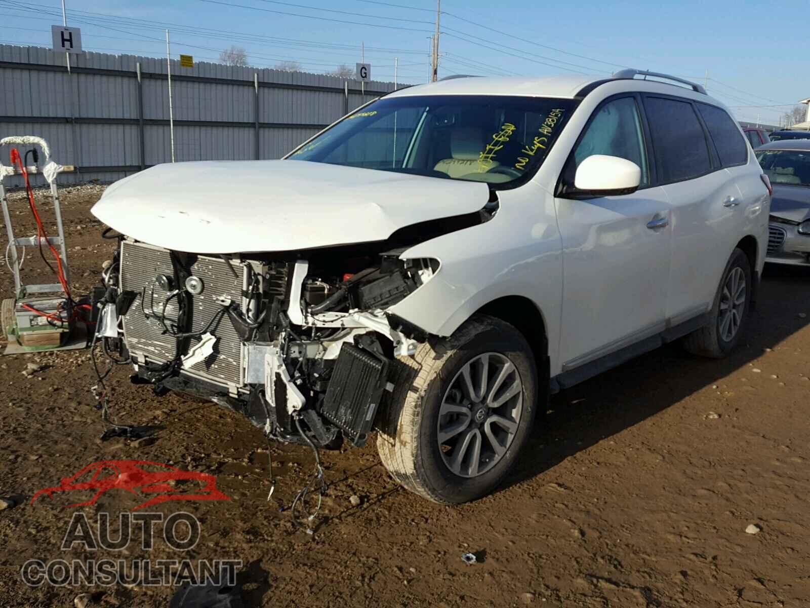 NISSAN PATHFINDER 2016 - 5N1AR2MM1GC617110