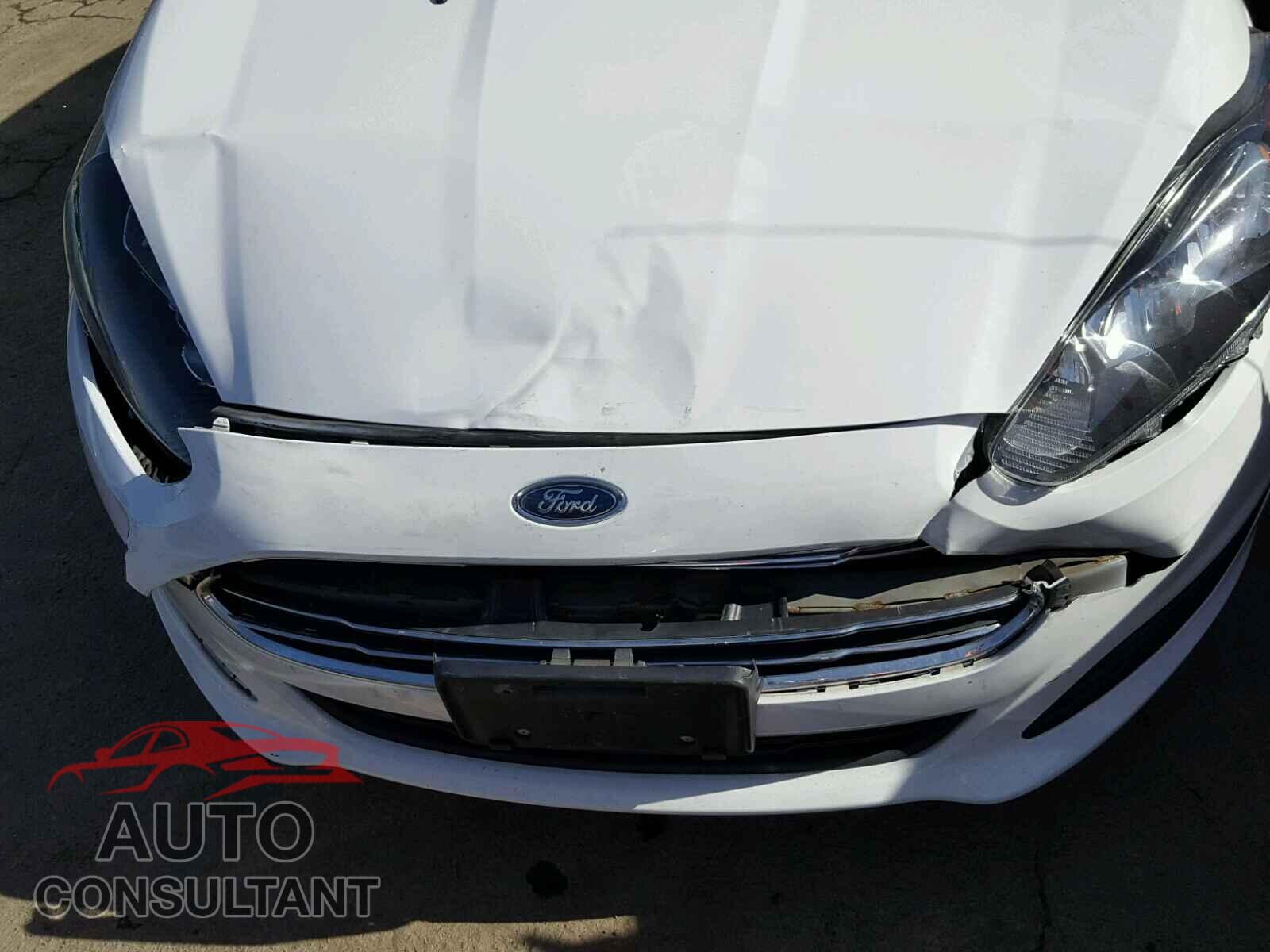 FORD FIESTA 2015 - 3FADP4EJ4FM107960
