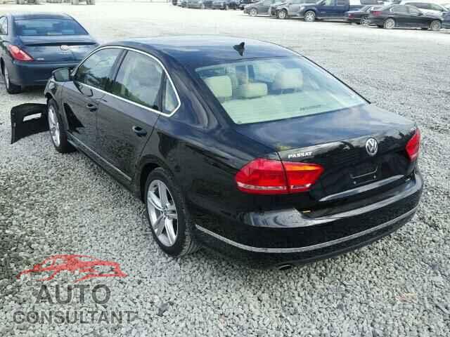 VOLKSWAGEN PASSAT 2015 - 1VWBS7A34FC054197