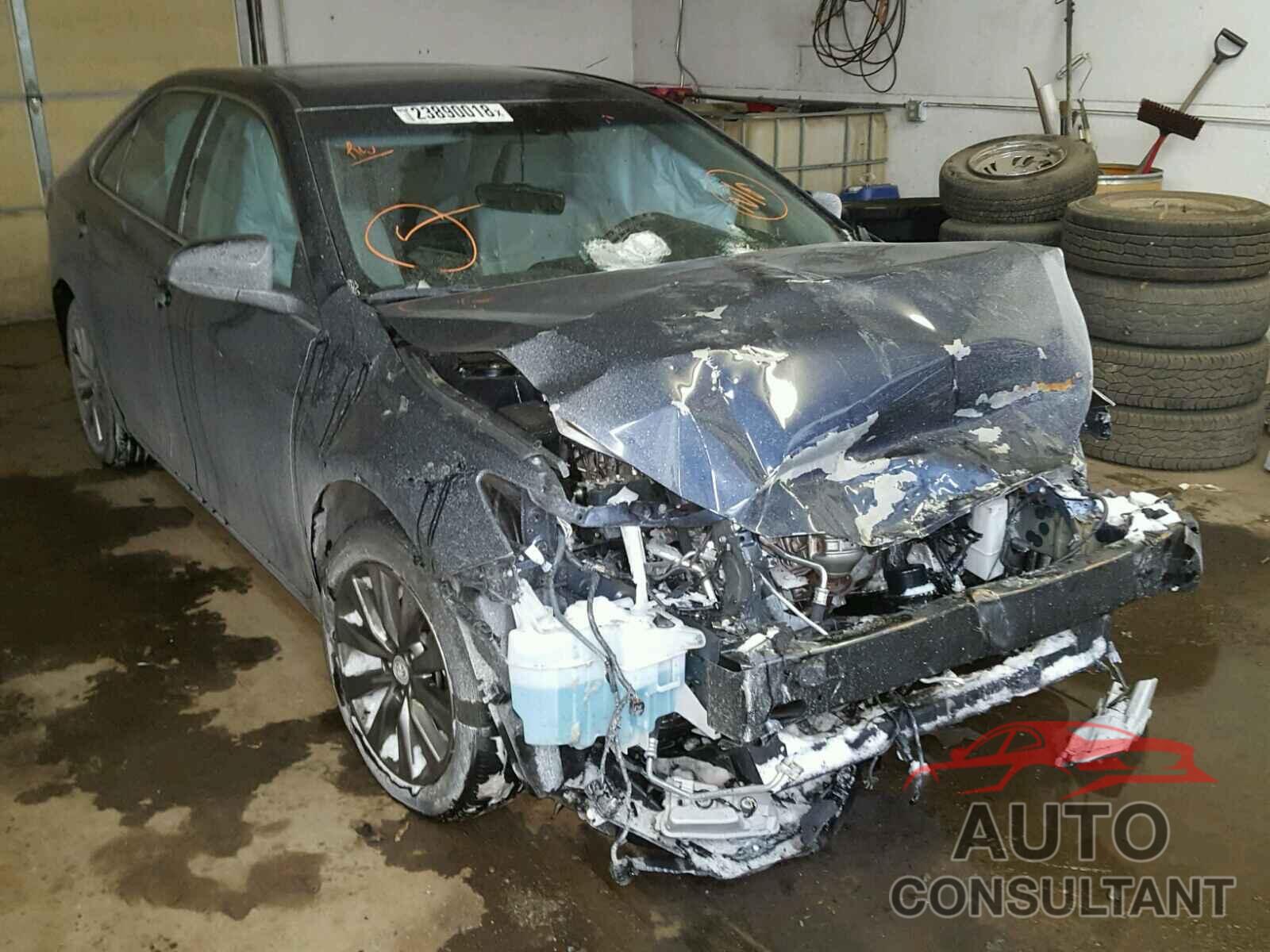 TOYOTA CAMRY 2016 - 4T1BK1FK1GU572534